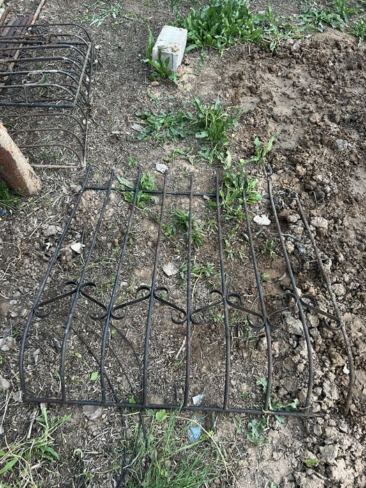 Железная решетка окон