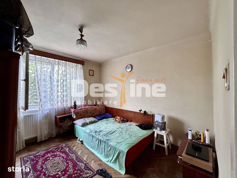Apartament 2 cam, semidecomandat, Centrala Proprie, Centru, Ploiesti