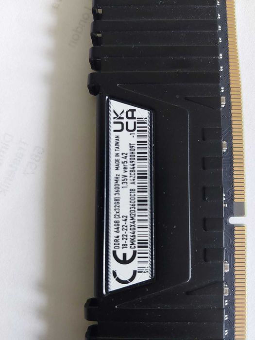 32GB DDR4 3600Mhz CL18 - Corsair Vengance LPX