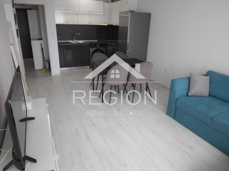 Дава се под наем Двустаен апартамент в Варна, Колхозен пазар - 72 кв.м за 507.45 € - Снимка #1