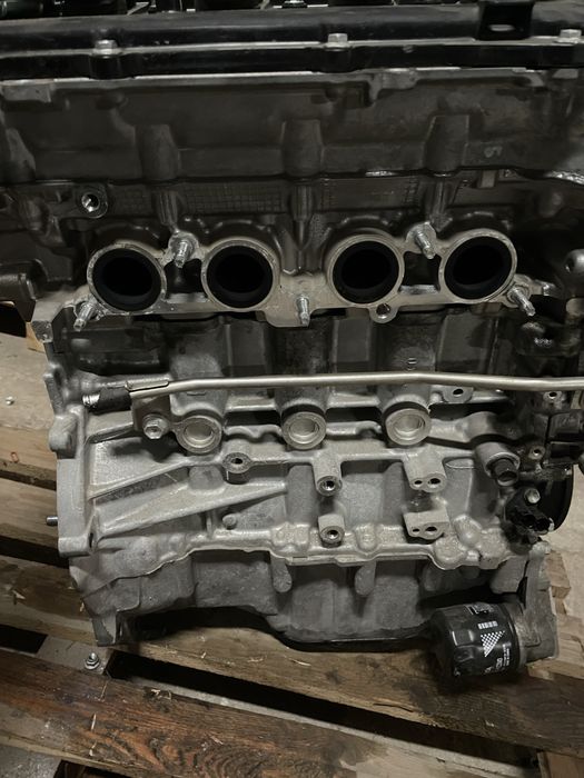 Двигател Тойота 1.8хибрид, 122кс 2ZR-FXE (dvigatel C-HR)