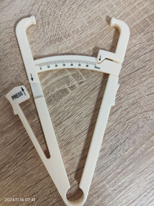 Aparat măsurare grăsime corporală