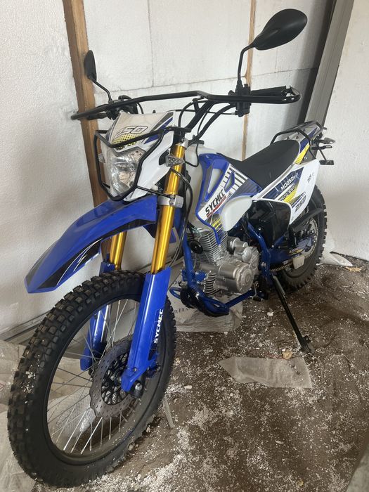 Продам мотоцикл SYCMCC 250