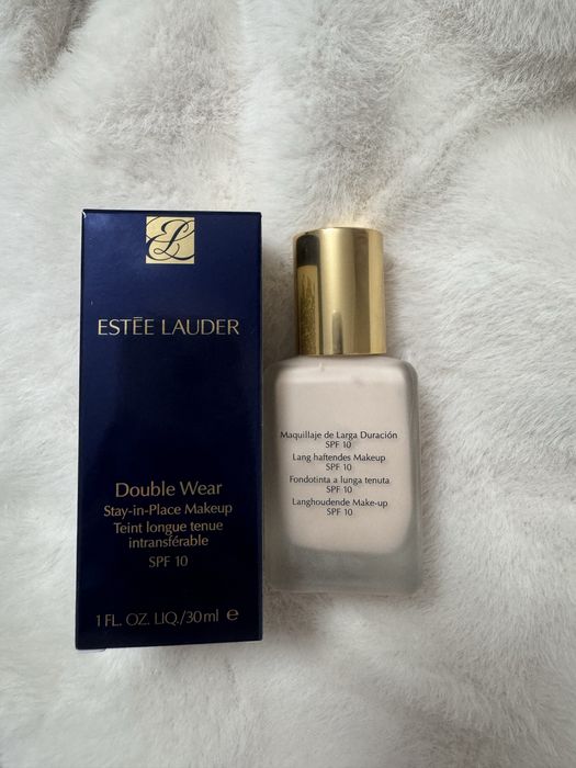 Тоналка Estee Lauder