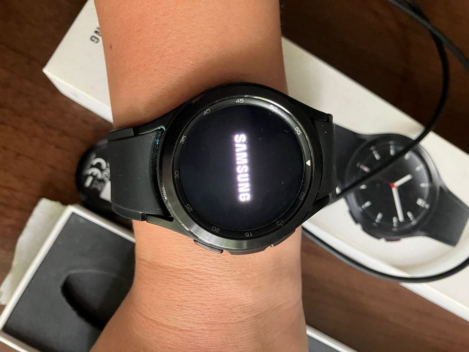 Vand ceas Samsung Smart Watch 4 Classic