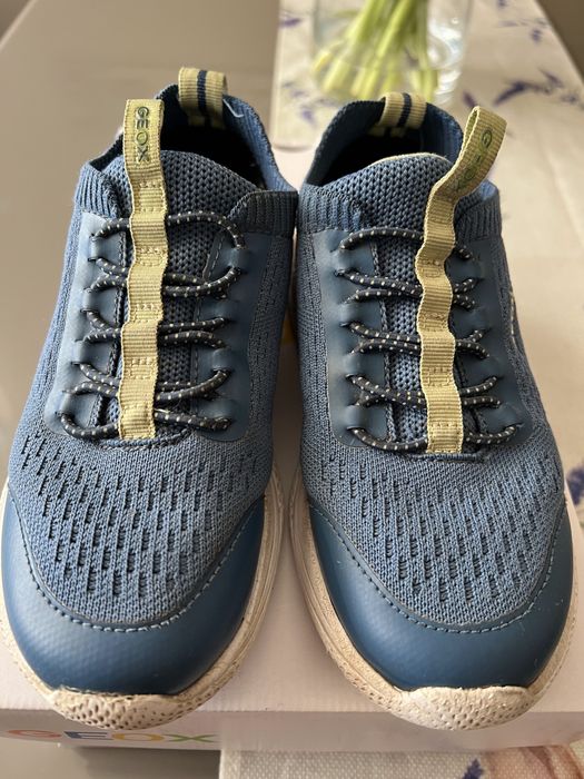 Маратонки за момче Geox