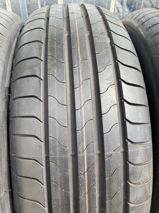 215/60/17  Бриджстоун Летни