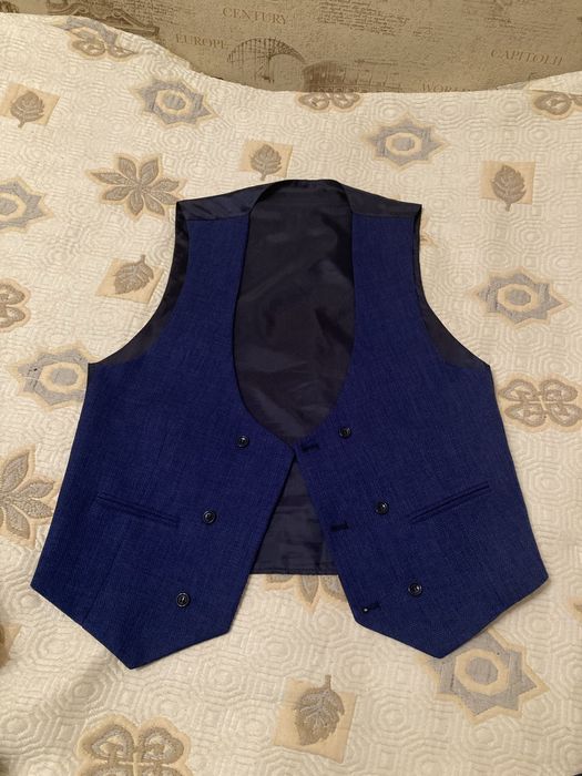 Мужской костюм тройка