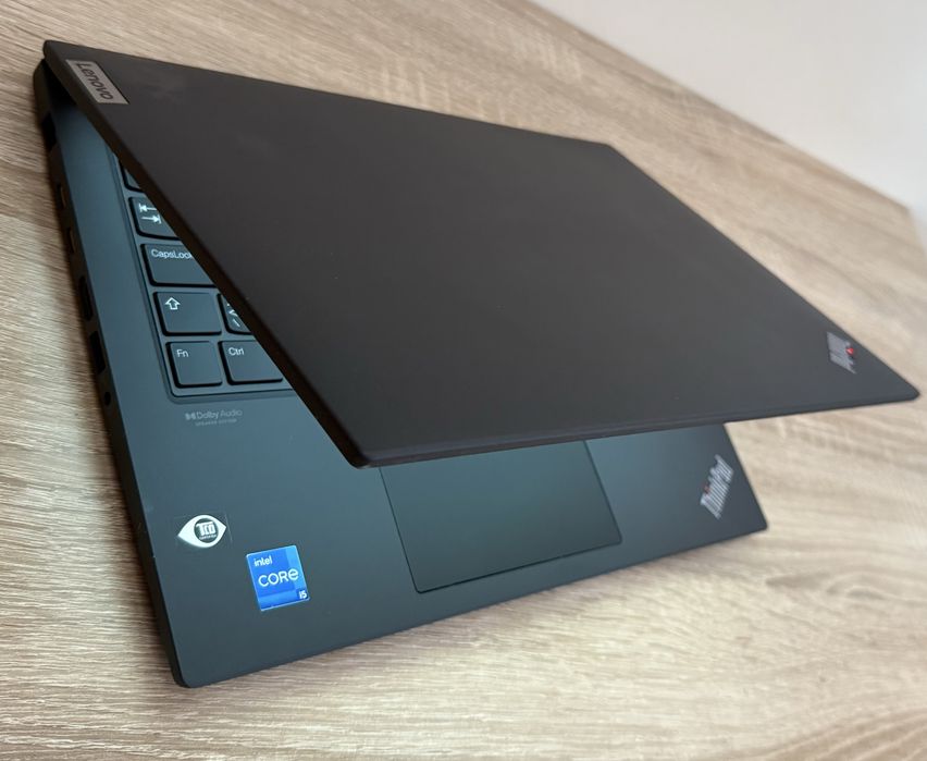 Lenovo Thinkpad T14 Gen3 i5 1235U 16GB ram 256 / 512GB LTE SiM - GSM !