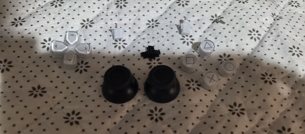 Оригинальный корпус DualSense PS5 (Mortal Kombat Style)