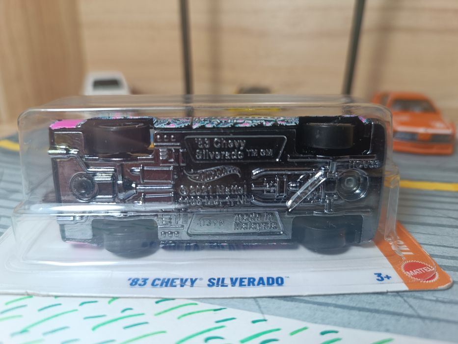 hotwheels 83 CHEVY SILVERADO for main