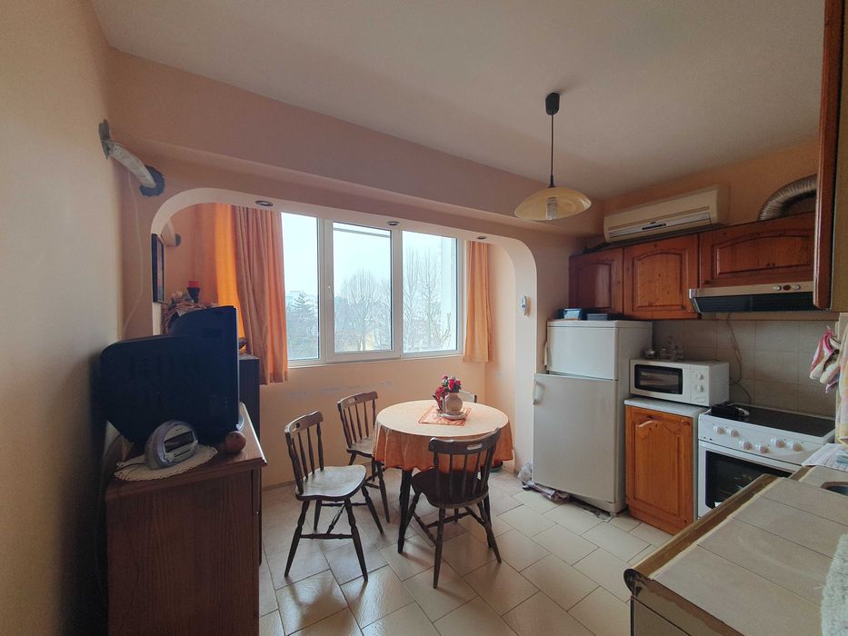 Продава се Тристаен апартамент в Бургас, Меден рудник - зона Б - 65 кв.м за 1277 €/кв.м - Снимка #5