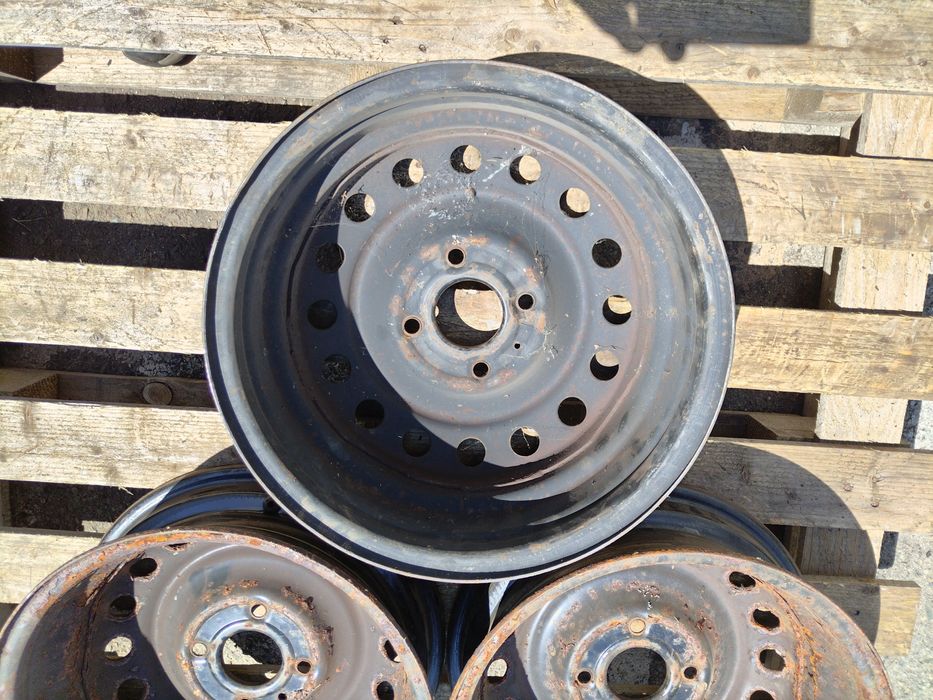 15 цола 4 х 114,3 мм Нисан