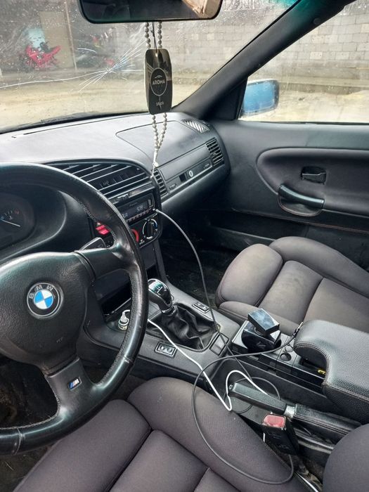 BMW sotiladi xolati yaxshi muammosi yoq 4800$