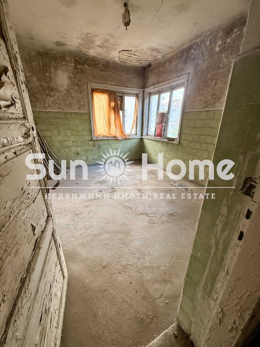 Продава се Къща в Харманли - 316 кв.м за 231 €/кв.м - Снимка #15