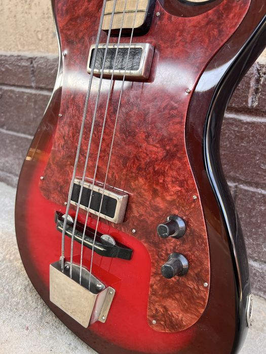 Бас гитара советская