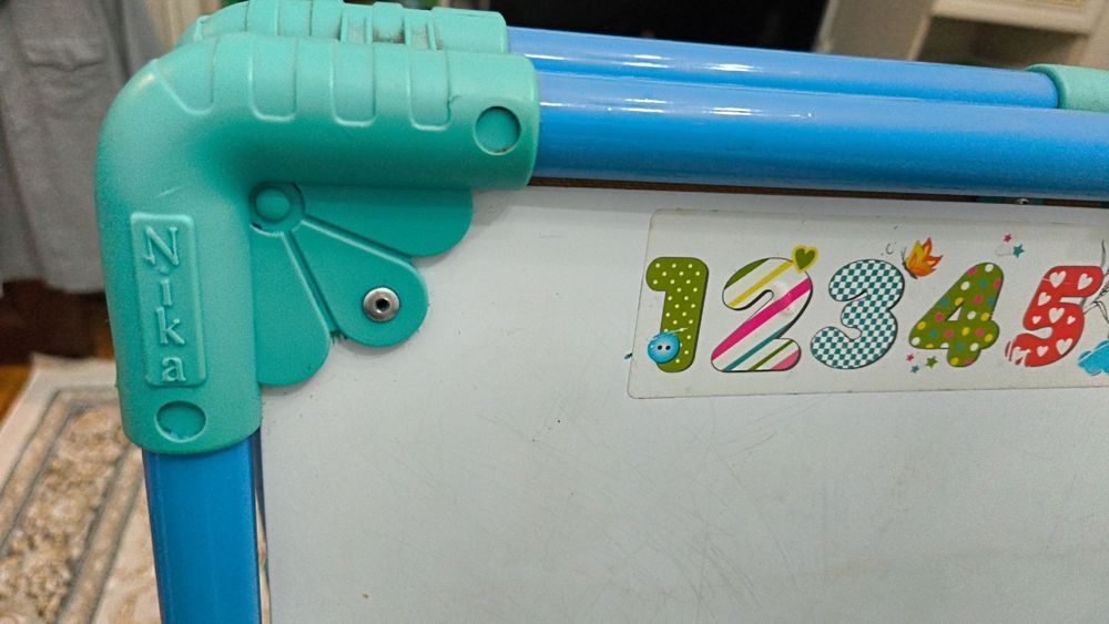 Мольберт (доска) детский двусторонний с пеналом Nika Kids, Ника М1