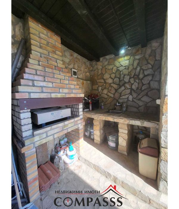 Продава се Къща в с. Плачидол, Област Добрич - 200 кв.м за 925 €/кв.м - Снимка #2