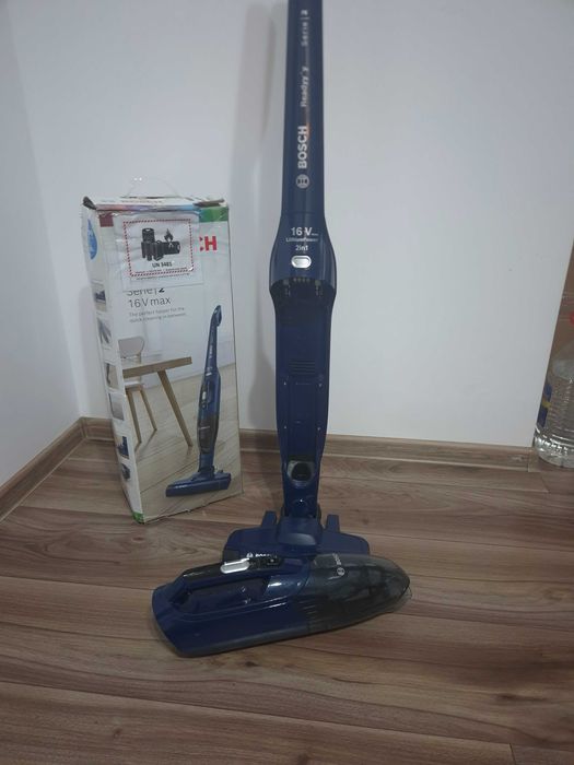 [REDUCERE-50%][GARANTIE 1 AN] Aspirator vertical 2 in 1 Bosch Readyy'y Seria 2 16V Max Li-Ion Albastru Cutie