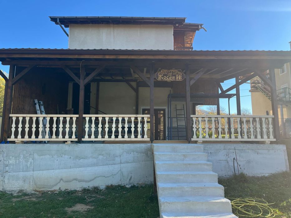 Дървена ограда парапет таборки