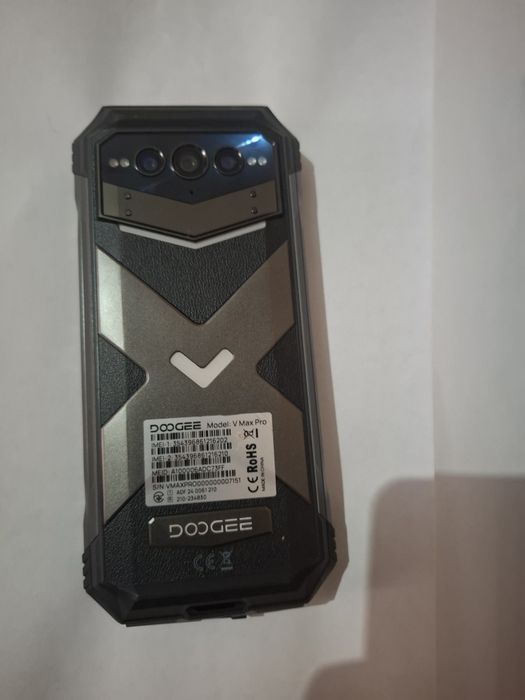 Продам телефон DOOGEE V MAX Pro 12гб /512гб серый