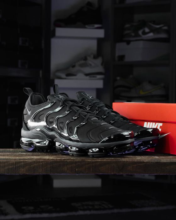 Nike VaporMax Plus "Triple Black"