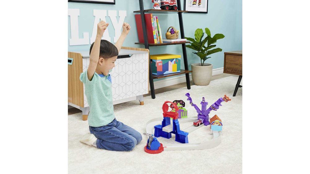 Paw Patrol Комплект с писта за игра  с 2 изстрелвачки метална количка