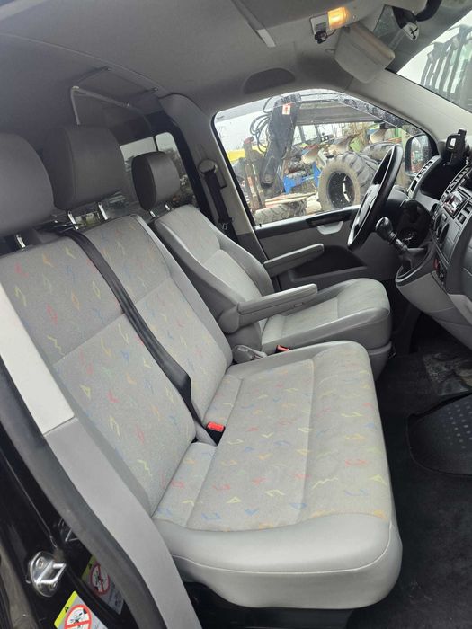 VW Transporter T5 Utilitara 3 locuri 2008 AC 2.5TDi 131 CP E4 6 trepte