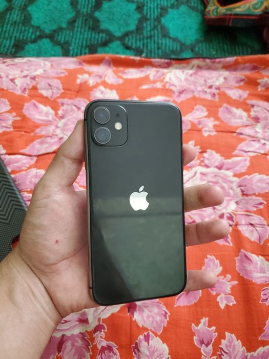 Iphone 11 rangi qora