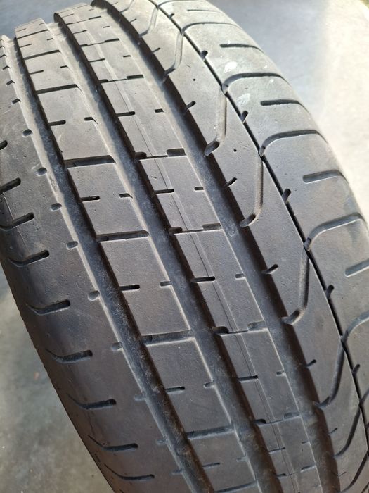 2 Anvelope de vara  235 50 r18 Pirelli