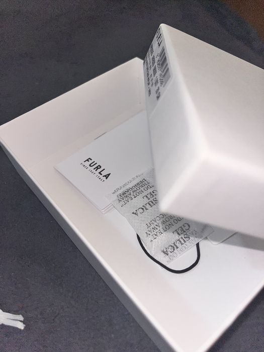 Portofel FURLA pentru femei , nou cu eticheta