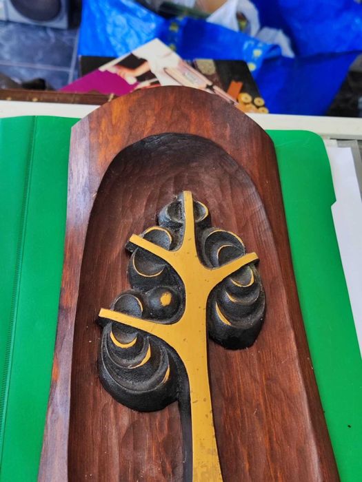 Бронзова пластика ,,Дървото на живота,,