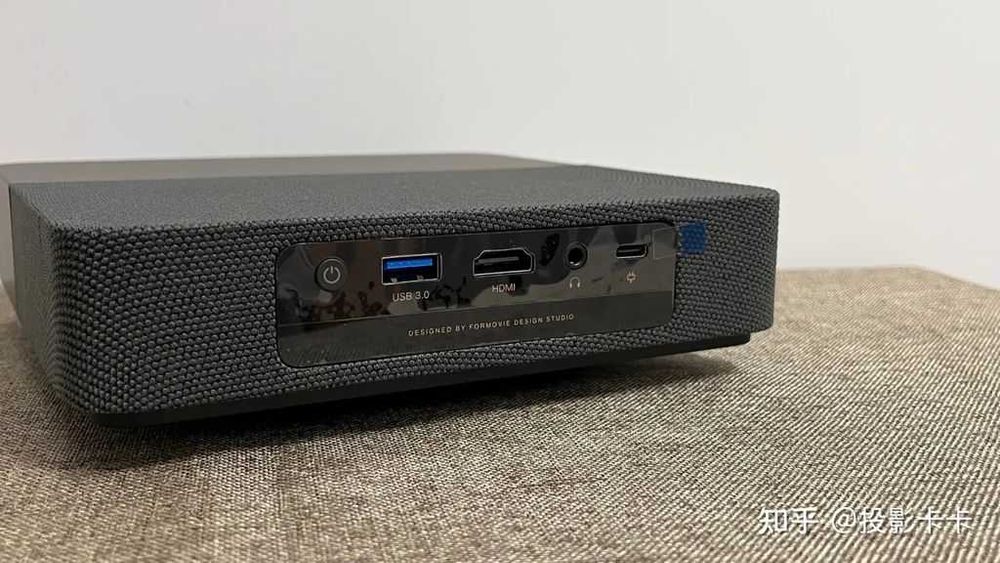 Проектор для дома и офиса  установка имеется + доставка бесплатна