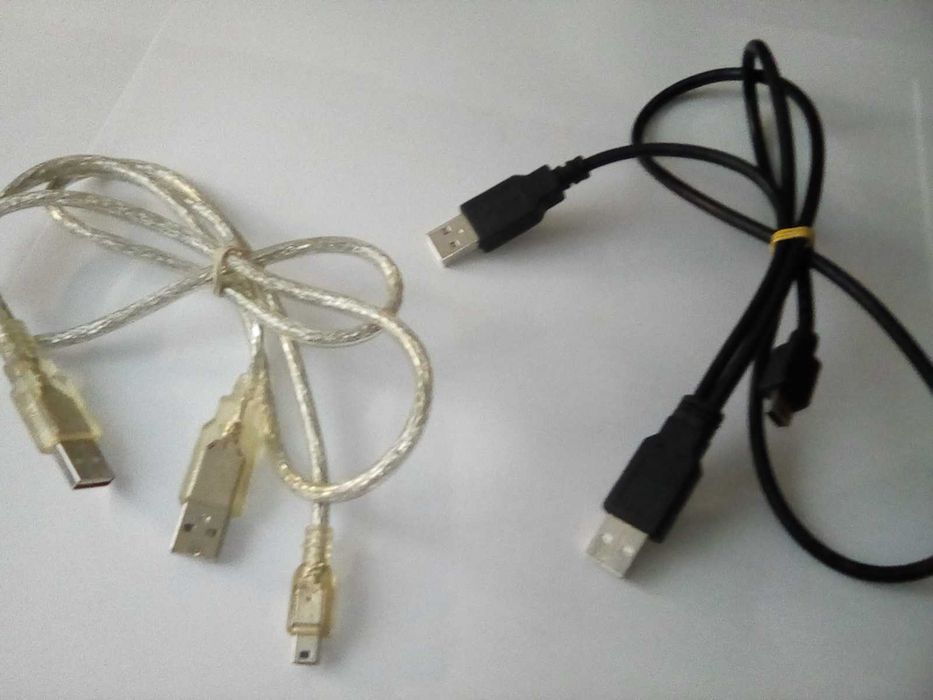 Cablu cu doua mufe USB tip A si o mufa tip mini USB