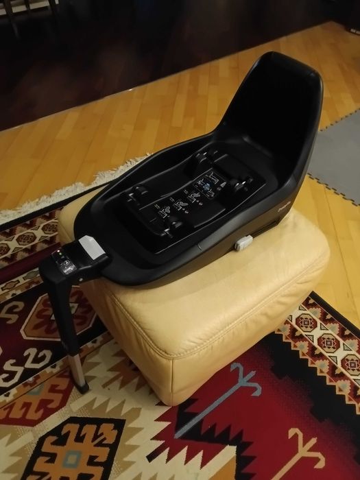 Автокресло Maxi-cosi 2 way Peari