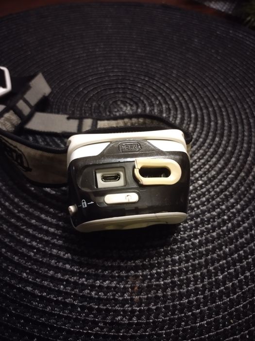 Челник Petzl REACTIK+