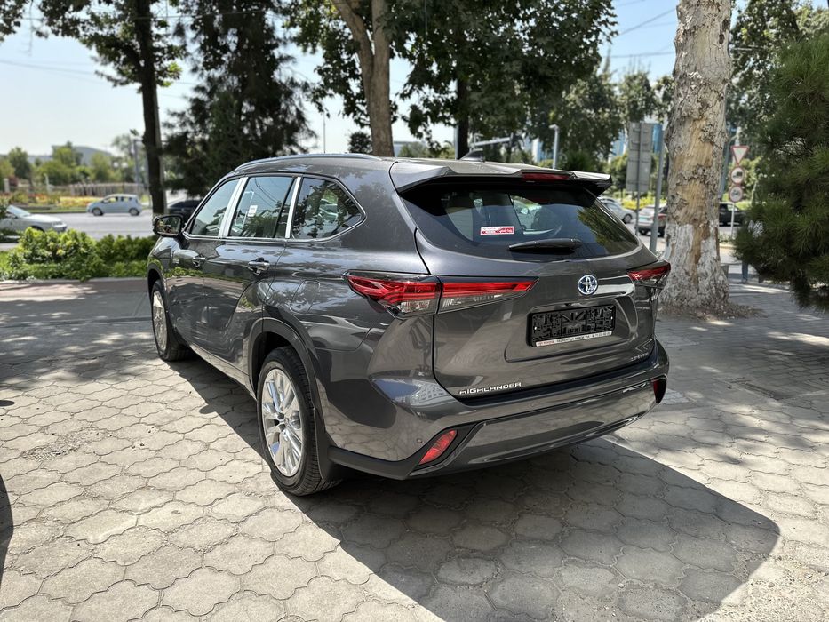 Toyota Highlander Hybrid 2025