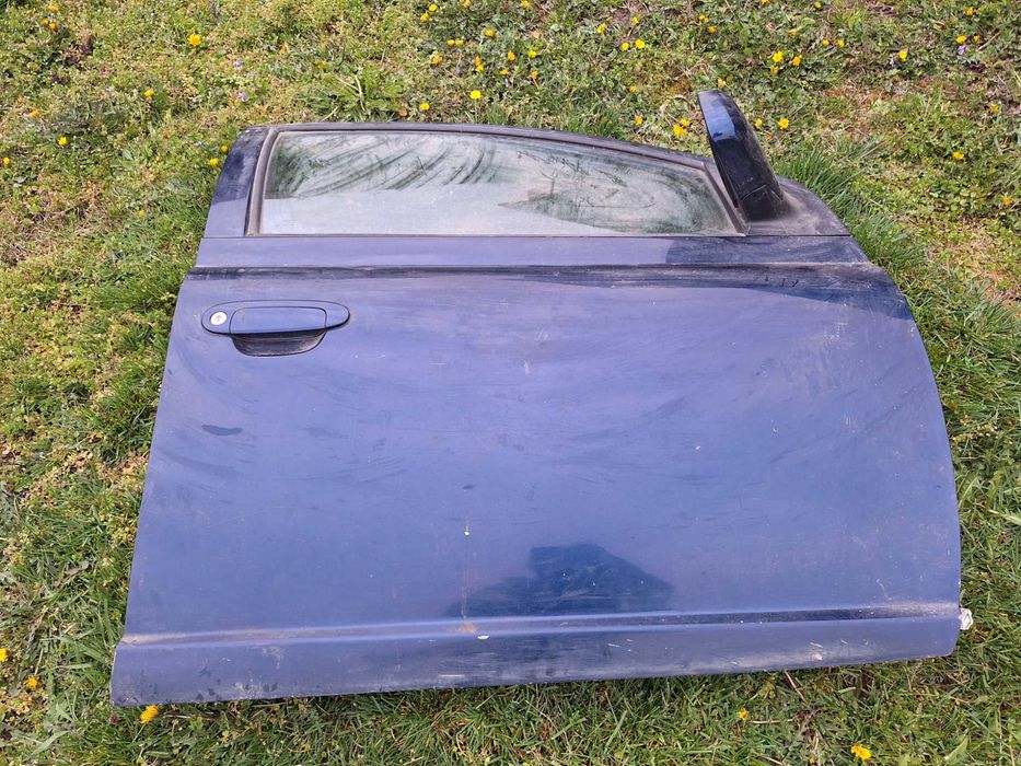 Тойота Ярис 2004г,предна десна оборудвана