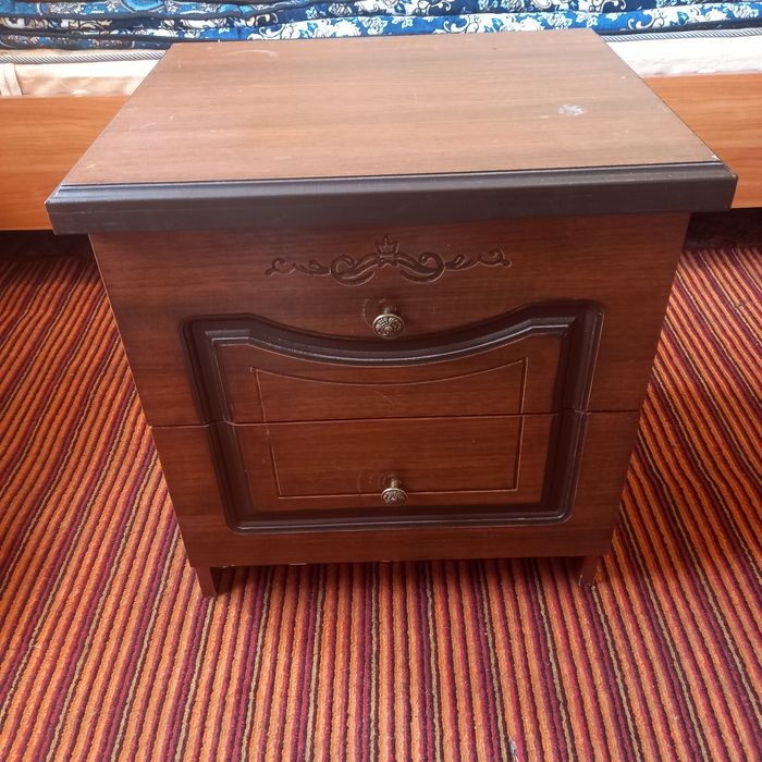 Камод  и 2  тумбы