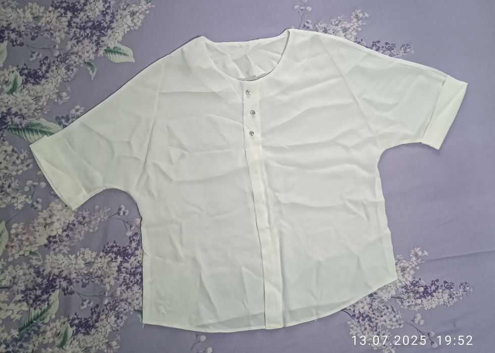 Продаётся новая блузка