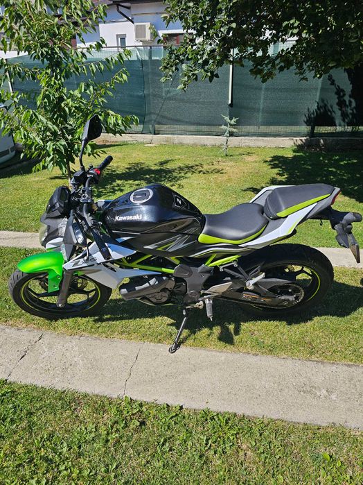 moto Kawasaki Z 125