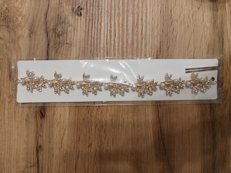 Продавам аксесоари за коса