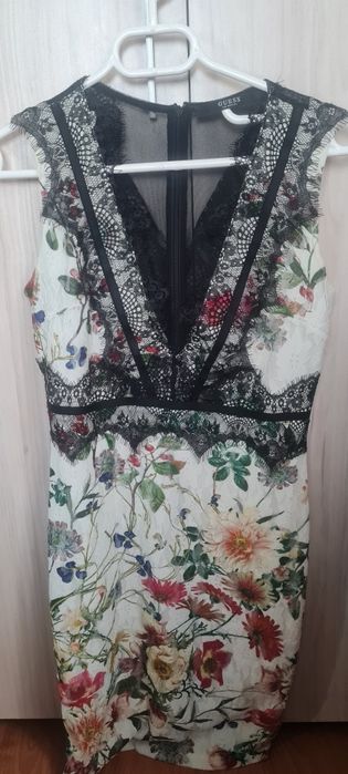 GUESS Los Angeles ,нежна дамска рокля ,размер S