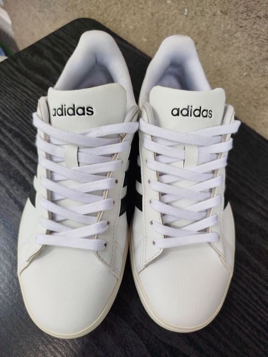 Дамски кецове Adidas