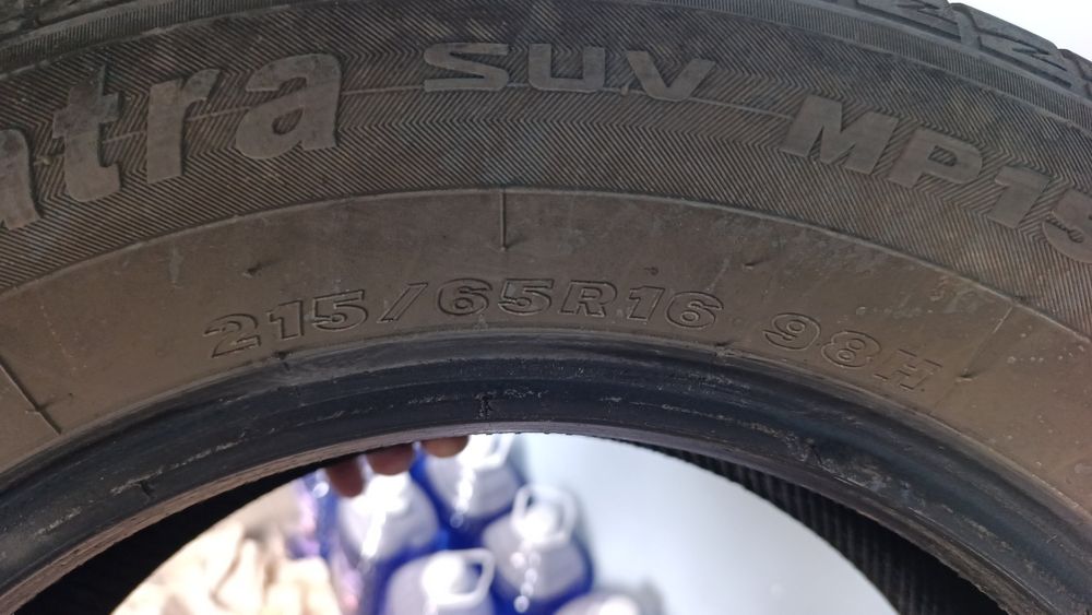 Продам шины 215/65/16