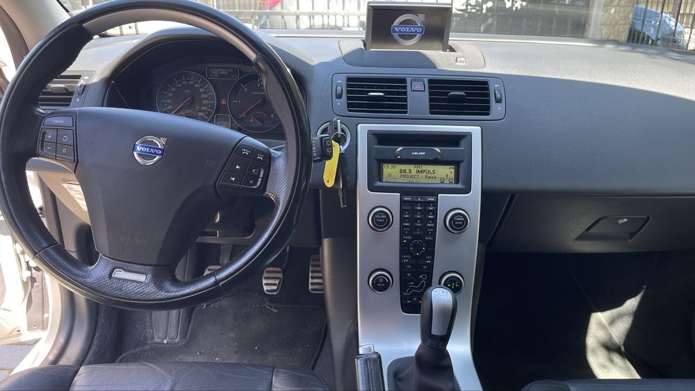 Volvo V50 R-Design