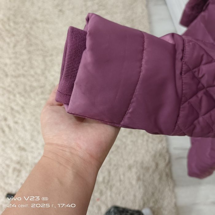 Срочно продам куртку осень весна