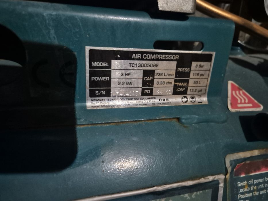 Бутален компресор Total 50L