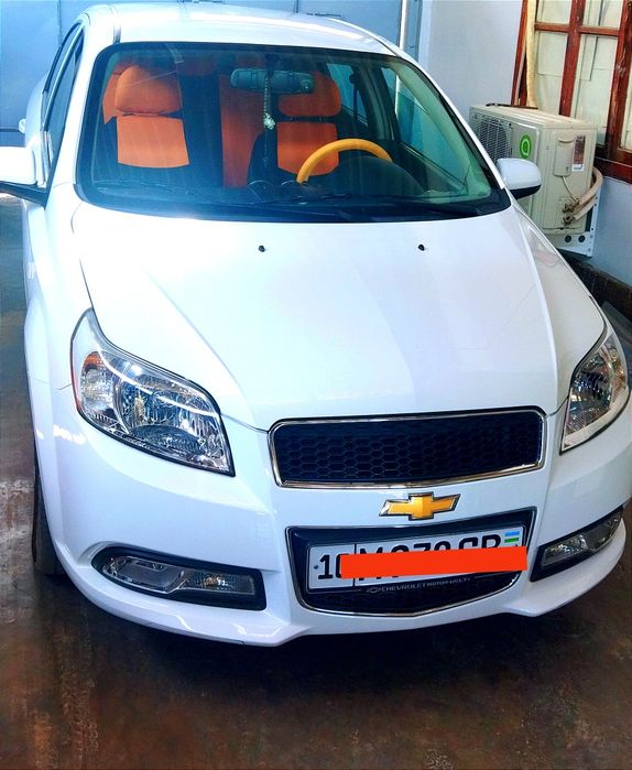 Продается надёжный и экономичный  автомобиль.