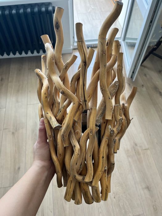 Лампи за стена - дърво